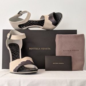 Bottega Veneta Calf Skin Pumps